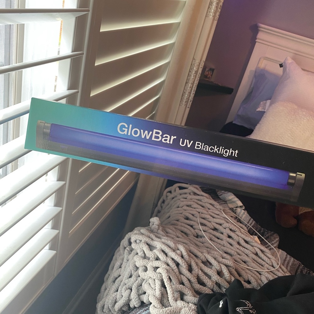 18’’ Blacklight